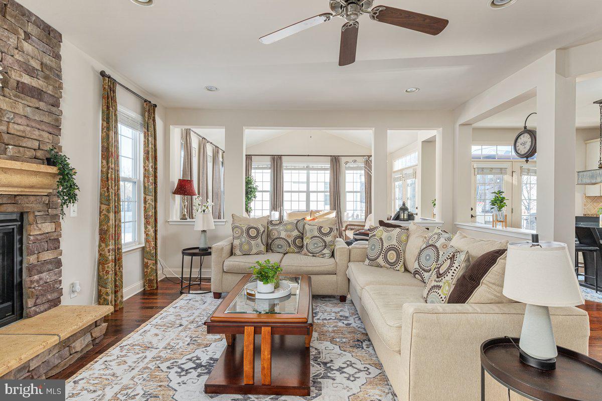 42134 AUTUMN RAIN CIR, BRAMBLETON, Virginia 20148, 5 Bedrooms Bedrooms, ,4 BathroomsBathrooms,Residential,For sale,42134 AUTUMN RAIN CIR,VALO2114934 MLS # VALO2114934