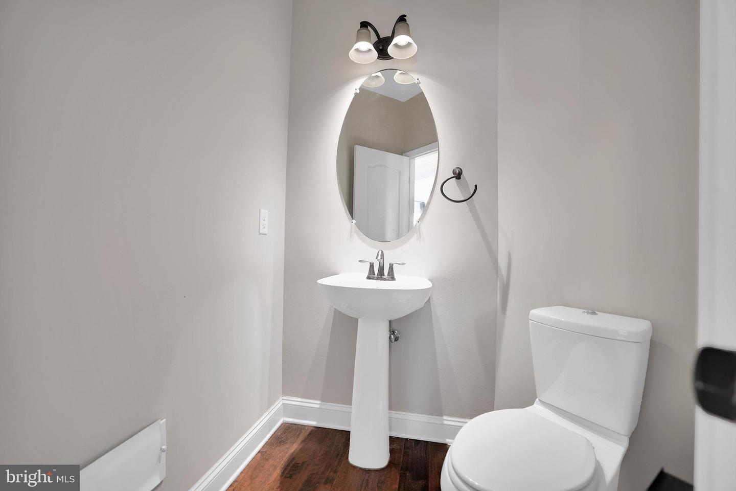 42134 AUTUMN RAIN CIR, BRAMBLETON, Virginia 20148, 5 Bedrooms Bedrooms, ,4 BathroomsBathrooms,Residential,For sale,42134 AUTUMN RAIN CIR,VALO2114934 MLS # VALO2114934