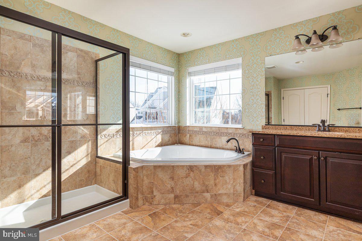 42134 AUTUMN RAIN CIR, BRAMBLETON, Virginia 20148, 5 Bedrooms Bedrooms, ,4 BathroomsBathrooms,Residential,For sale,42134 AUTUMN RAIN CIR,VALO2114934 MLS # VALO2114934