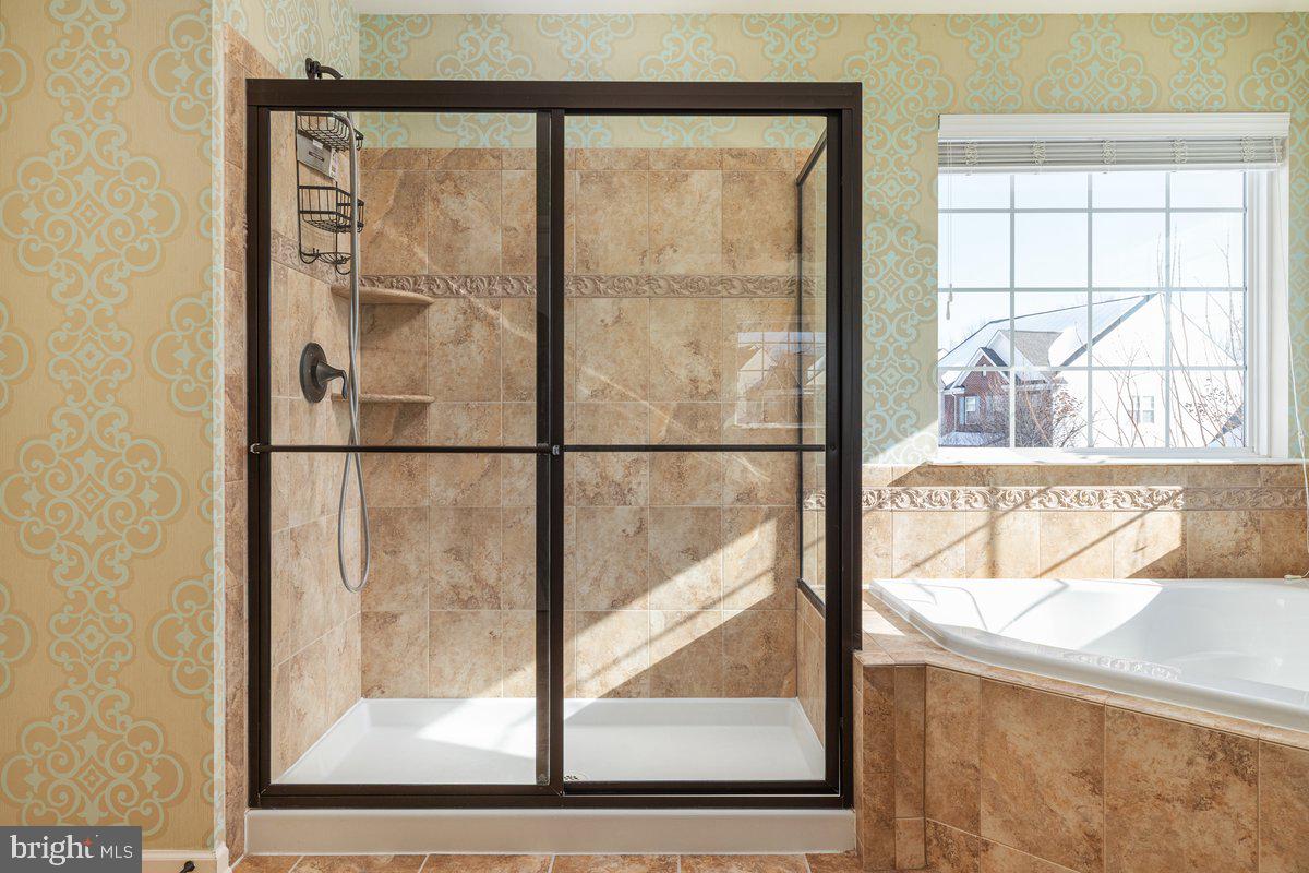 42134 AUTUMN RAIN CIR, BRAMBLETON, Virginia 20148, 5 Bedrooms Bedrooms, ,4 BathroomsBathrooms,Residential,For sale,42134 AUTUMN RAIN CIR,VALO2114934 MLS # VALO2114934