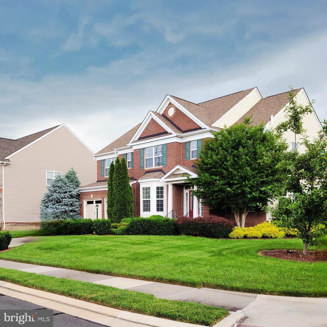 42134 AUTUMN RAIN CIR, BRAMBLETON, Virginia 20148, 5 Bedrooms Bedrooms, ,4 BathroomsBathrooms,Residential,For sale,42134 AUTUMN RAIN CIR,VALO2114934 MLS # VALO2114934