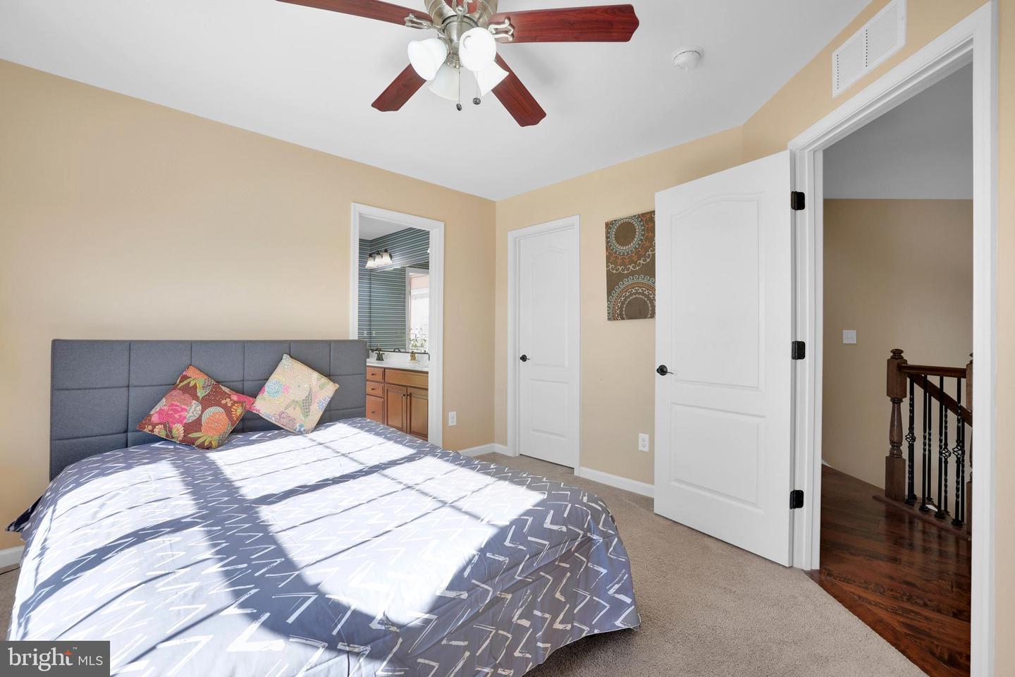 42134 AUTUMN RAIN CIR, BRAMBLETON, Virginia 20148, 5 Bedrooms Bedrooms, ,4 BathroomsBathrooms,Residential,For sale,42134 AUTUMN RAIN CIR,VALO2114934 MLS # VALO2114934