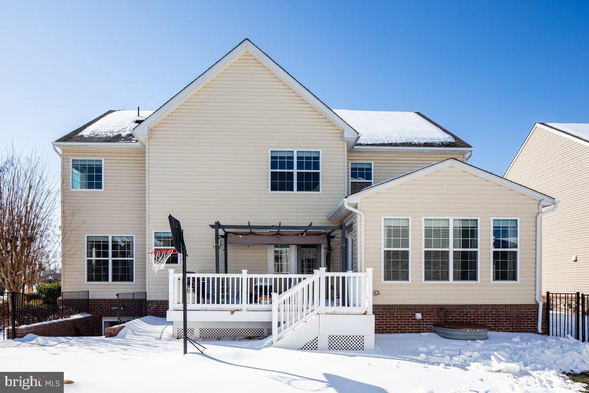 42134 AUTUMN RAIN CIR, BRAMBLETON, Virginia 20148, 5 Bedrooms Bedrooms, ,4 BathroomsBathrooms,Residential,For sale,42134 AUTUMN RAIN CIR,VALO2114934 MLS # VALO2114934