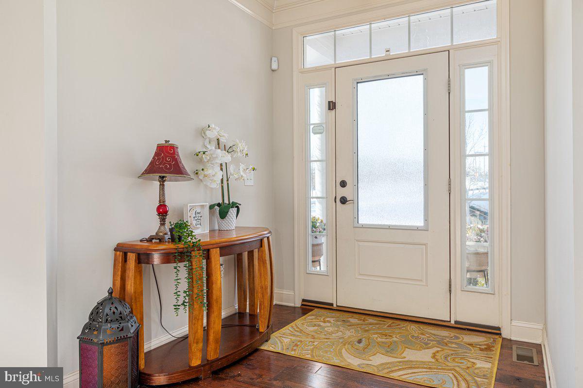 42134 AUTUMN RAIN CIR, BRAMBLETON, Virginia 20148, 5 Bedrooms Bedrooms, ,4 BathroomsBathrooms,Residential,For sale,42134 AUTUMN RAIN CIR,VALO2114934 MLS # VALO2114934