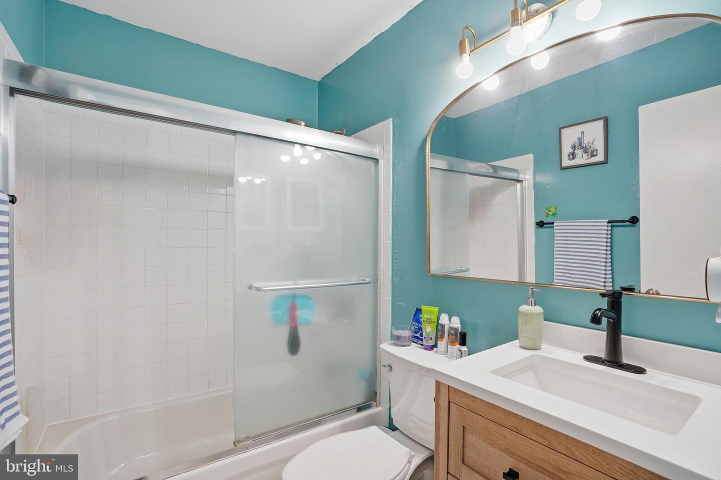 7745 TIVERTON DR, SPRINGFIELD, Virginia 22152, 2 Bedrooms Bedrooms, ,2 BathroomsBathrooms,Residential,For sale,7745 TIVERTON DR,VAFX2288136 MLS # VAFX2288136