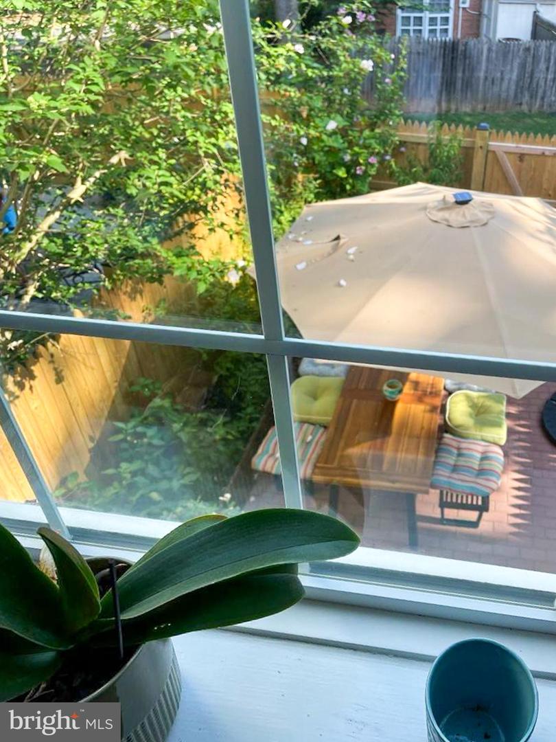 7745 TIVERTON DR, SPRINGFIELD, Virginia 22152, 2 Bedrooms Bedrooms, ,2 BathroomsBathrooms,Residential,For sale,7745 TIVERTON DR,VAFX2288136 MLS # VAFX2288136