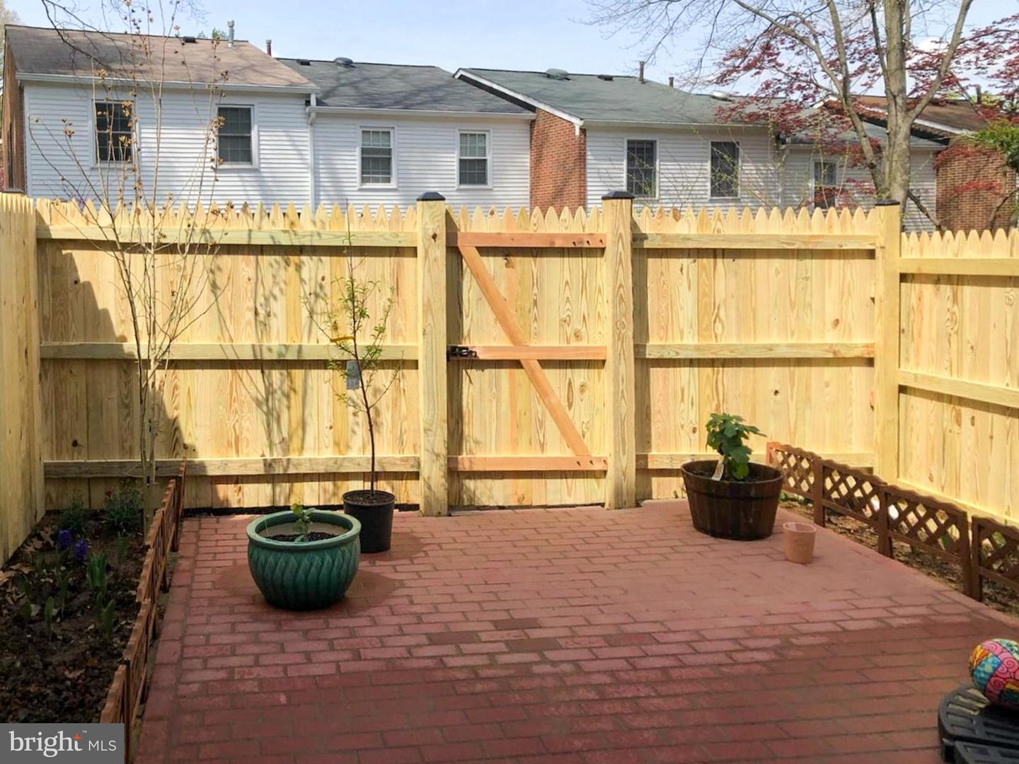 7745 TIVERTON DR, SPRINGFIELD, Virginia 22152, 2 Bedrooms Bedrooms, ,2 BathroomsBathrooms,Residential,For sale,7745 TIVERTON DR,VAFX2288136 MLS # VAFX2288136