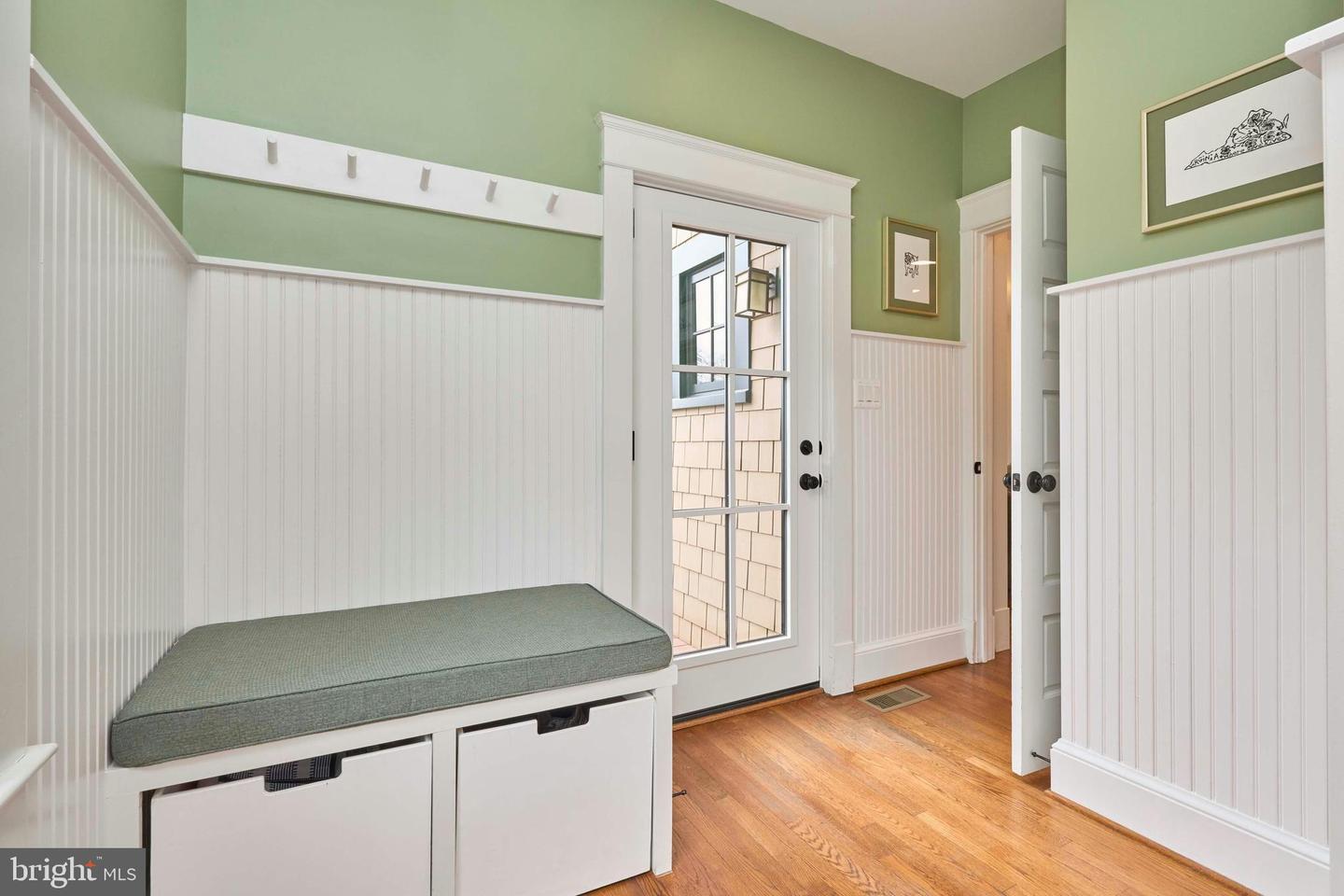 205 N FILLMORE ST, ARLINGTON, Virginia 22201, 4 Bedrooms Bedrooms, ,2 BathroomsBathrooms,Residential,For sale,205 N FILLMORE ST,VAAR2068280 MLS # VAAR2068280