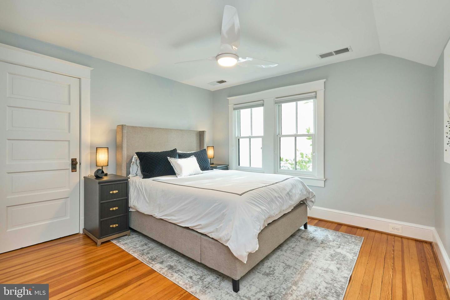 205 N FILLMORE ST, ARLINGTON, Virginia 22201, 4 Bedrooms Bedrooms, ,2 BathroomsBathrooms,Residential,For sale,205 N FILLMORE ST,VAAR2068280 MLS # VAAR2068280