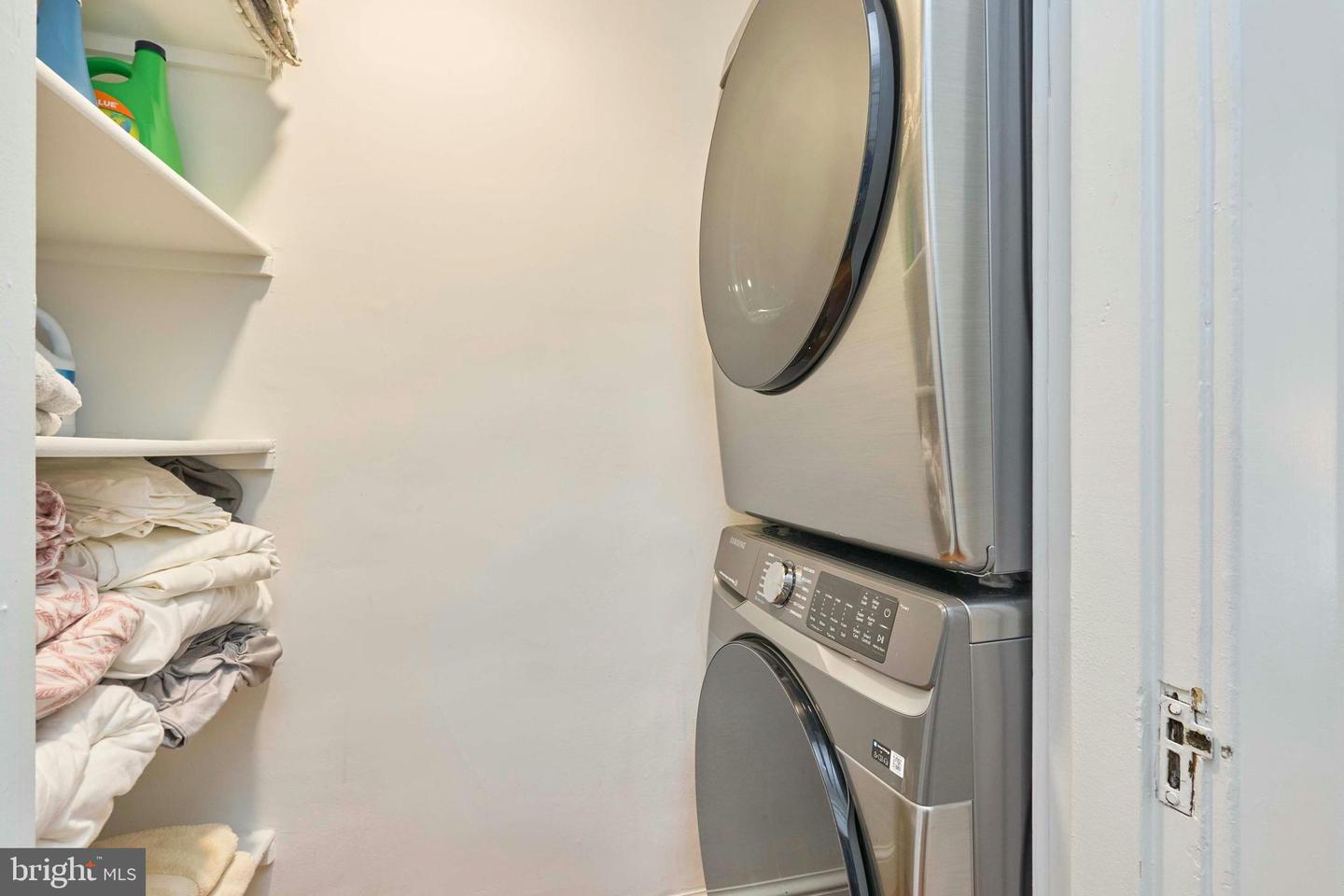 205 N FILLMORE ST, ARLINGTON, Virginia 22201, 4 Bedrooms Bedrooms, ,2 BathroomsBathrooms,Residential,For sale,205 N FILLMORE ST,VAAR2068280 MLS # VAAR2068280