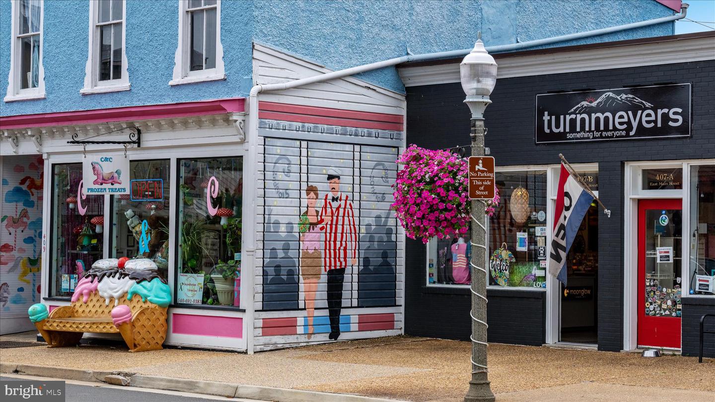 66 BLUEJAY CT, FRONT ROYAL, Virginia 22630, 3 Bedrooms Bedrooms, ,2 BathroomsBathrooms,Residential,For sale,66 BLUEJAY CT,VAWR2013282 MLS # VAWR2013282