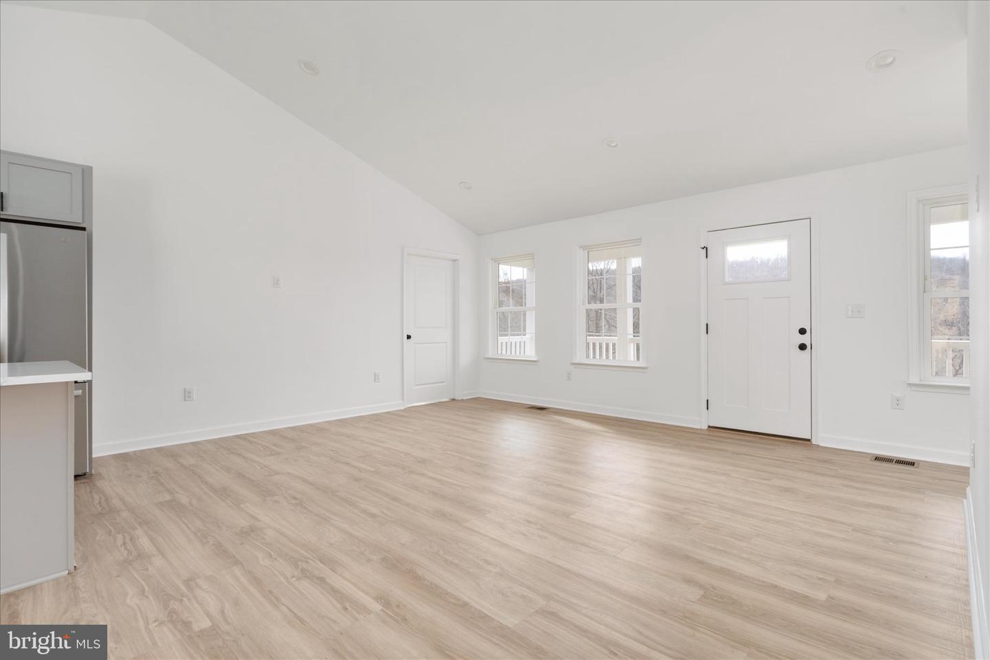 66 BLUEJAY CT, FRONT ROYAL, Virginia 22630, 3 Bedrooms Bedrooms, ,2 BathroomsBathrooms,Residential,For sale,66 BLUEJAY CT,VAWR2013282 MLS # VAWR2013282