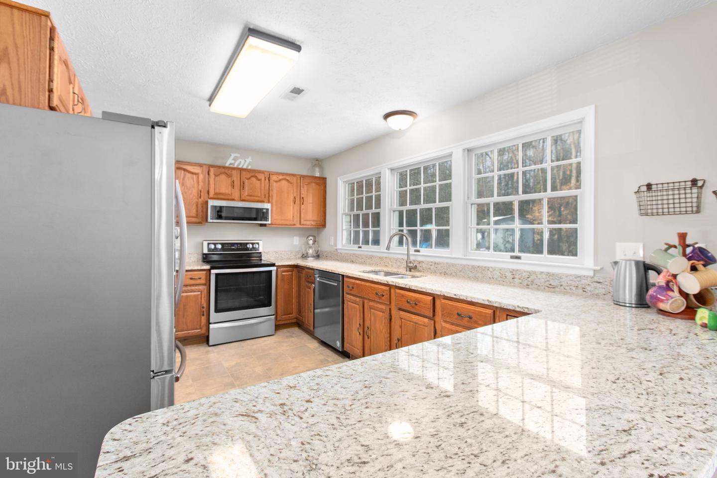 5 CAMELOT CT, FREDERICKSBURG, Virginia 22405, 4 Bedrooms Bedrooms, ,2 BathroomsBathrooms,Residential,For sale,5 CAMELOT CT,VAST2045572 MLS # VAST2045572