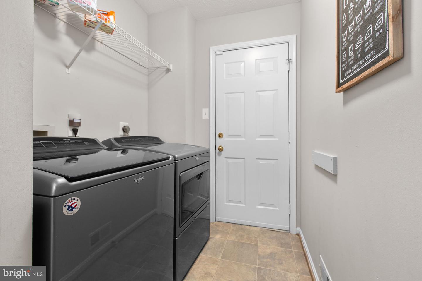 5 CAMELOT CT, FREDERICKSBURG, Virginia 22405, 4 Bedrooms Bedrooms, ,2 BathroomsBathrooms,Residential,For sale,5 CAMELOT CT,VAST2045572 MLS # VAST2045572