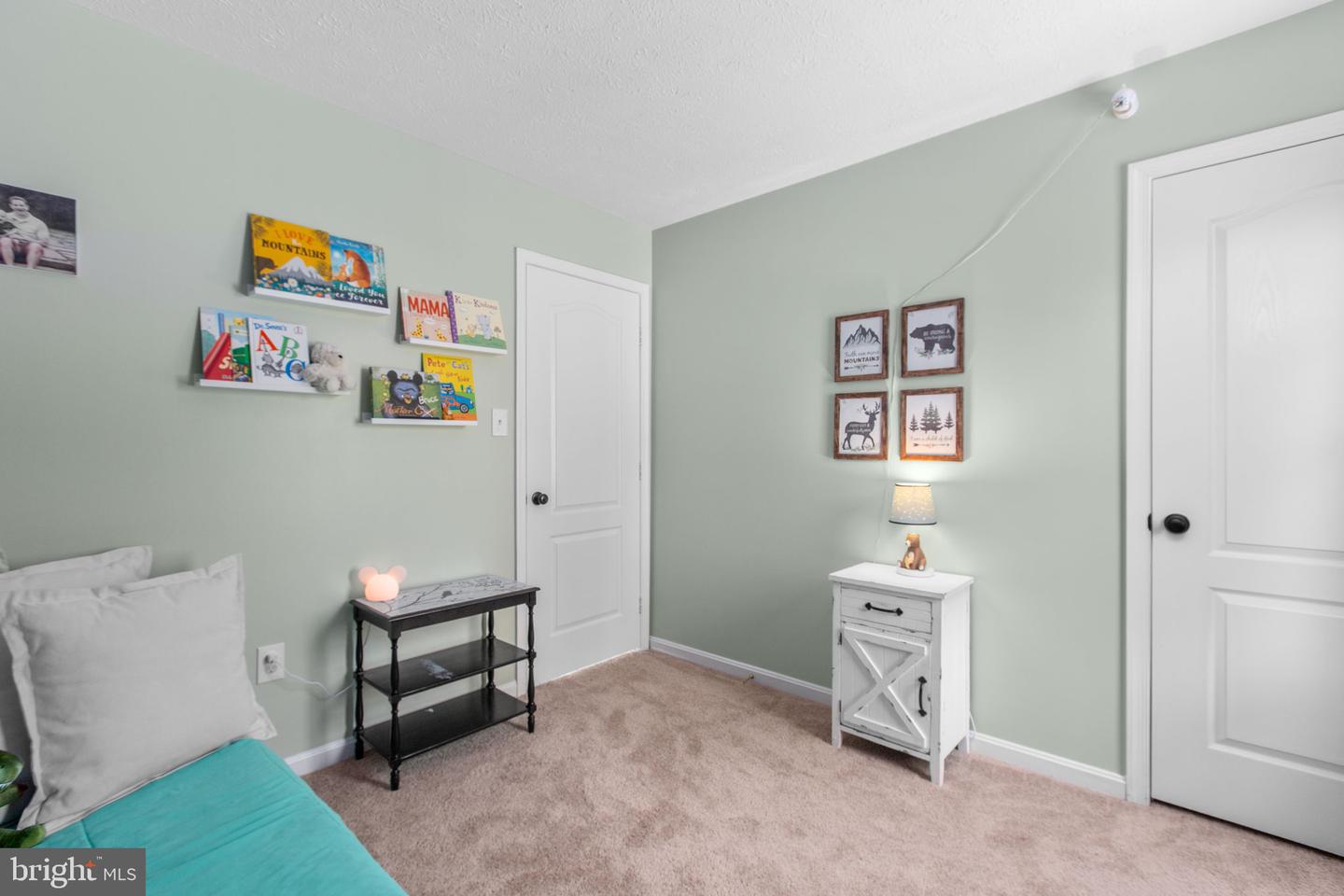 5 CAMELOT CT, FREDERICKSBURG, Virginia 22405, 4 Bedrooms Bedrooms, ,2 BathroomsBathrooms,Residential,For sale,5 CAMELOT CT,VAST2045572 MLS # VAST2045572