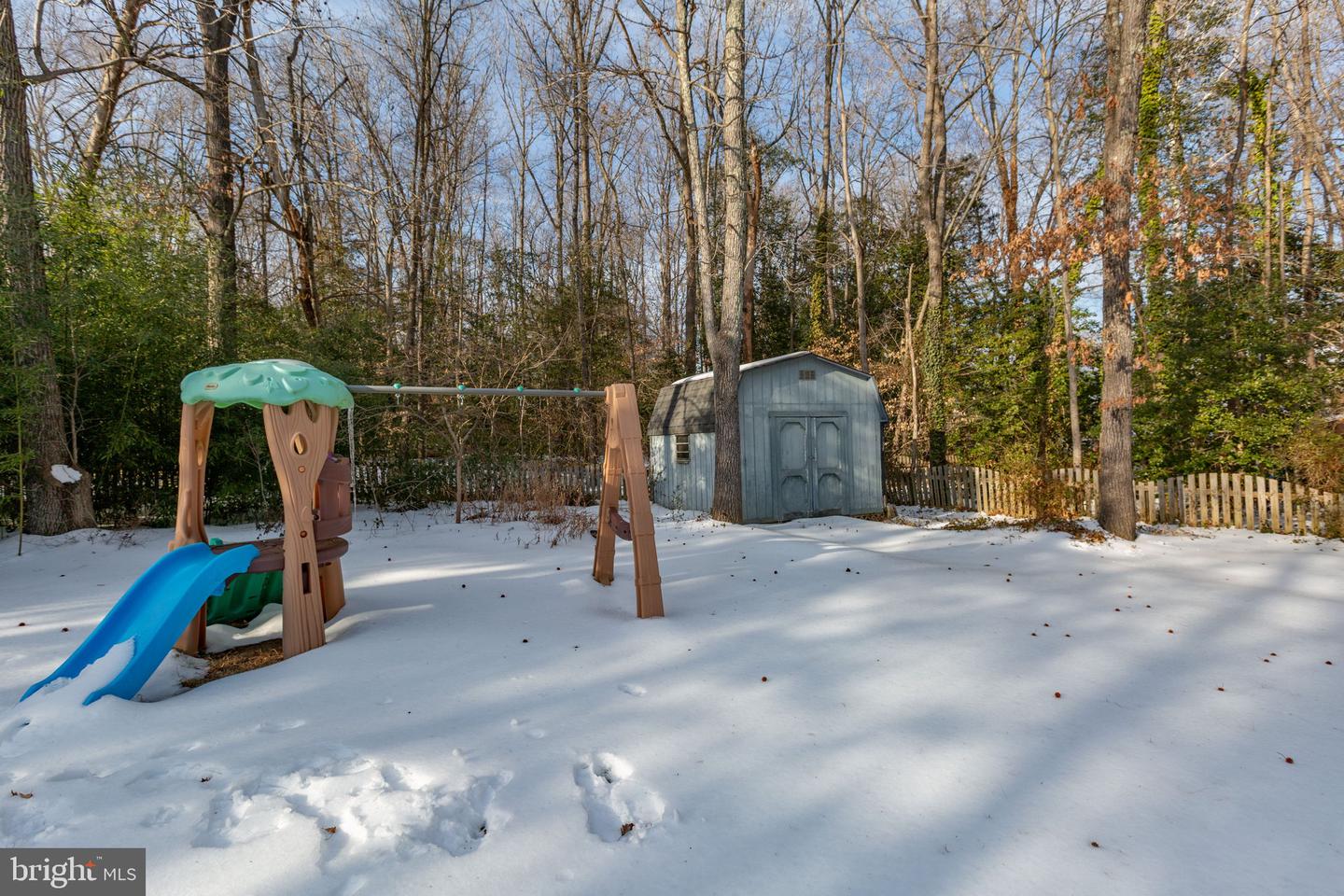 5 CAMELOT CT, FREDERICKSBURG, Virginia 22405, 4 Bedrooms Bedrooms, ,2 BathroomsBathrooms,Residential,For sale,5 CAMELOT CT,VAST2045572 MLS # VAST2045572