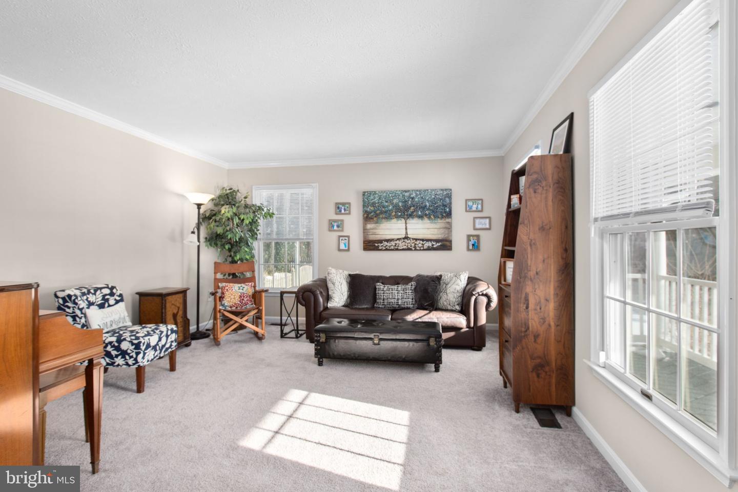 5 CAMELOT CT, FREDERICKSBURG, Virginia 22405, 4 Bedrooms Bedrooms, ,2 BathroomsBathrooms,Residential,For sale,5 CAMELOT CT,VAST2045572 MLS # VAST2045572