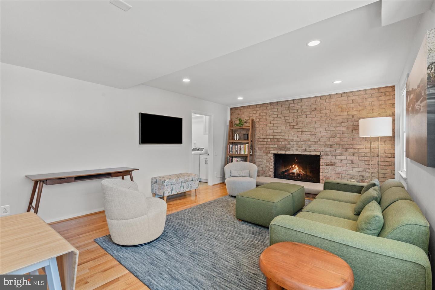 1123 BAYLISS DR, ALEXANDRIA, Virginia 22302, 6 Bedrooms Bedrooms, ,3 BathroomsBathrooms,Residential,For sale,1123 BAYLISS DR,VAAX2053624 MLS # VAAX2053624