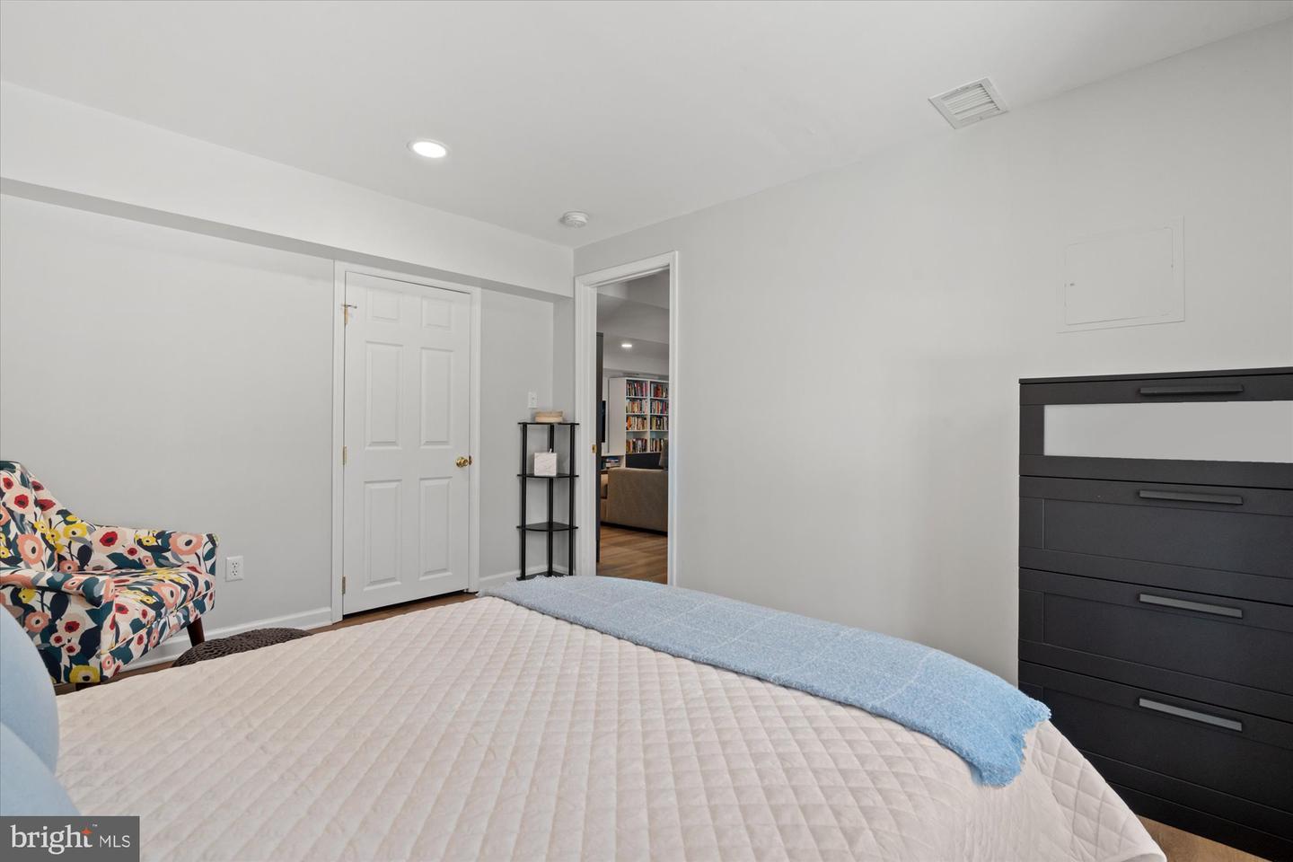 1123 BAYLISS DR, ALEXANDRIA, Virginia 22302, 6 Bedrooms Bedrooms, ,3 BathroomsBathrooms,Residential,For sale,1123 BAYLISS DR,VAAX2053624 MLS # VAAX2053624