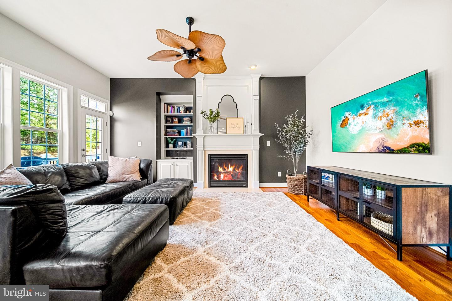 43837 RIVERPOINT DR, LEESBURG, Virginia 20176, 5 Bedrooms Bedrooms, ,4 BathroomsBathrooms,Residential,For sale,43837 RIVERPOINT DR,VALO2114906 MLS # VALO2114906