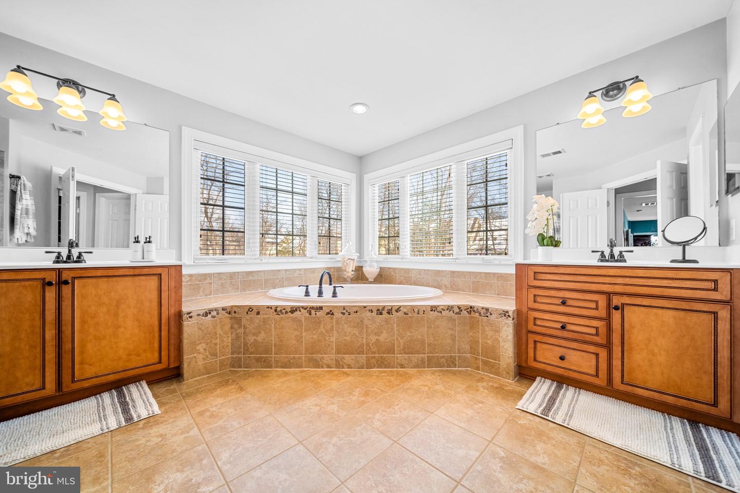 43837 RIVERPOINT DR, LEESBURG, Virginia 20176, 5 Bedrooms Bedrooms, ,4 BathroomsBathrooms,Residential,For sale,43837 RIVERPOINT DR,VALO2114906 MLS # VALO2114906