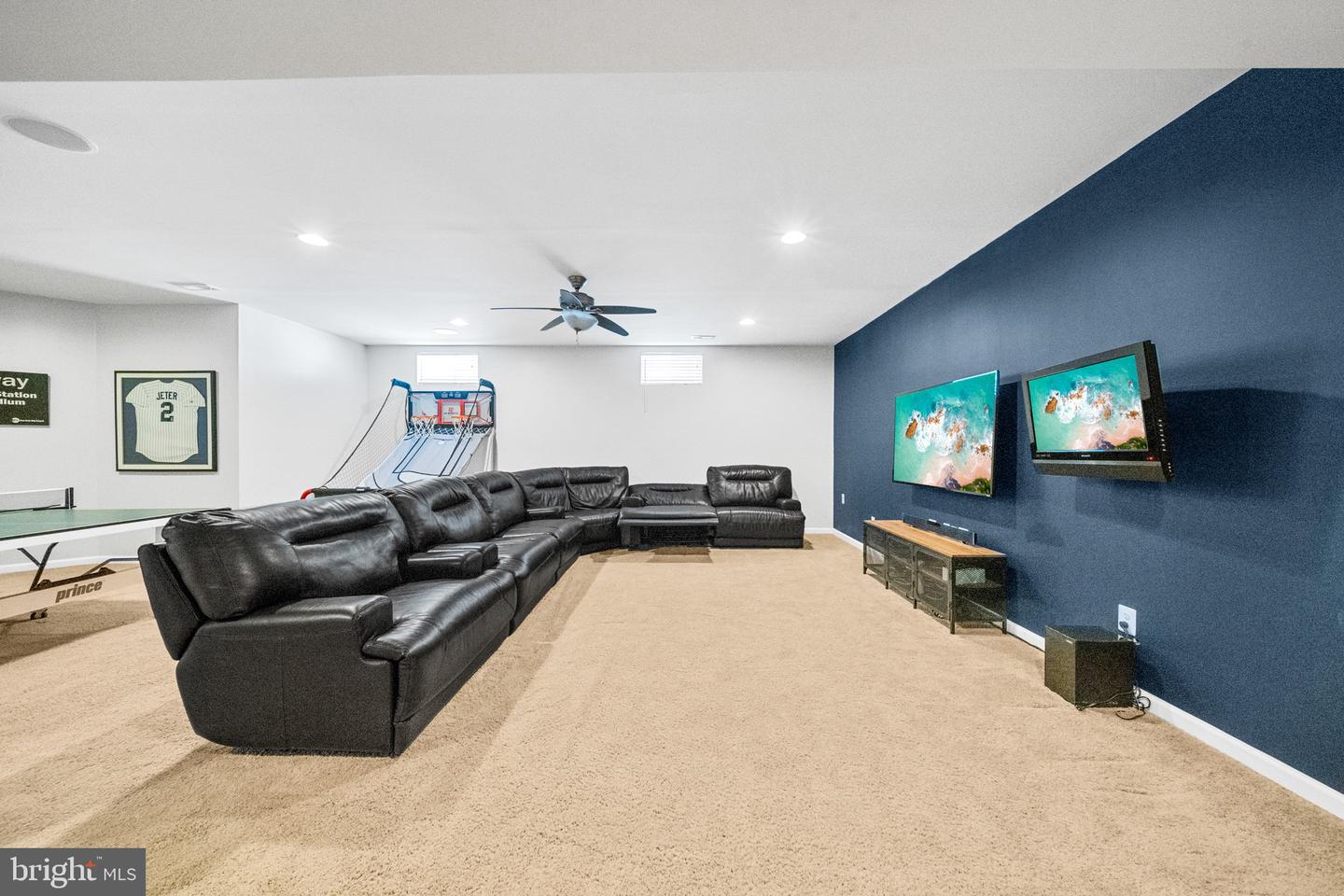 43837 RIVERPOINT DR, LEESBURG, Virginia 20176, 5 Bedrooms Bedrooms, ,4 BathroomsBathrooms,Residential,For sale,43837 RIVERPOINT DR,VALO2114906 MLS # VALO2114906