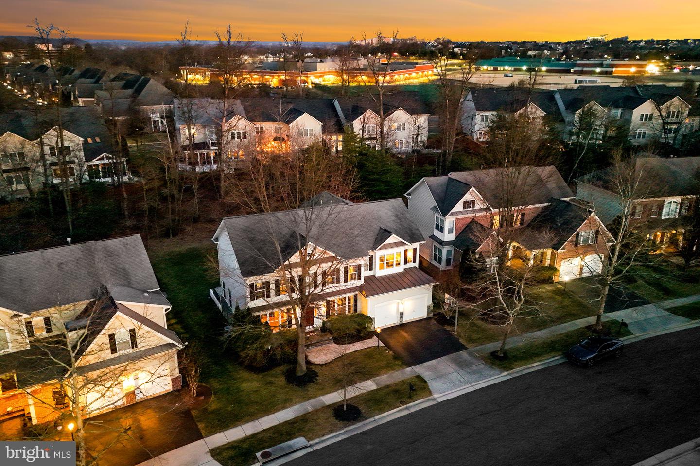 43837 RIVERPOINT DR, LEESBURG, Virginia 20176, 5 Bedrooms Bedrooms, ,4 BathroomsBathrooms,Residential,For sale,43837 RIVERPOINT DR,VALO2114906 MLS # VALO2114906