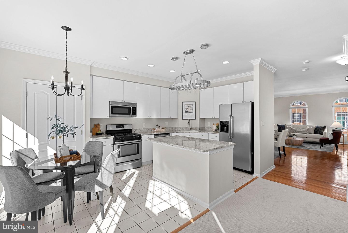 1733 STUART POINTE LN, HERNDON, Virginia 20170, 4 Bedrooms Bedrooms, ,2 BathroomsBathrooms,Residential,For sale,1733 STUART POINTE LN,VAFX2288076 MLS # VAFX2288076