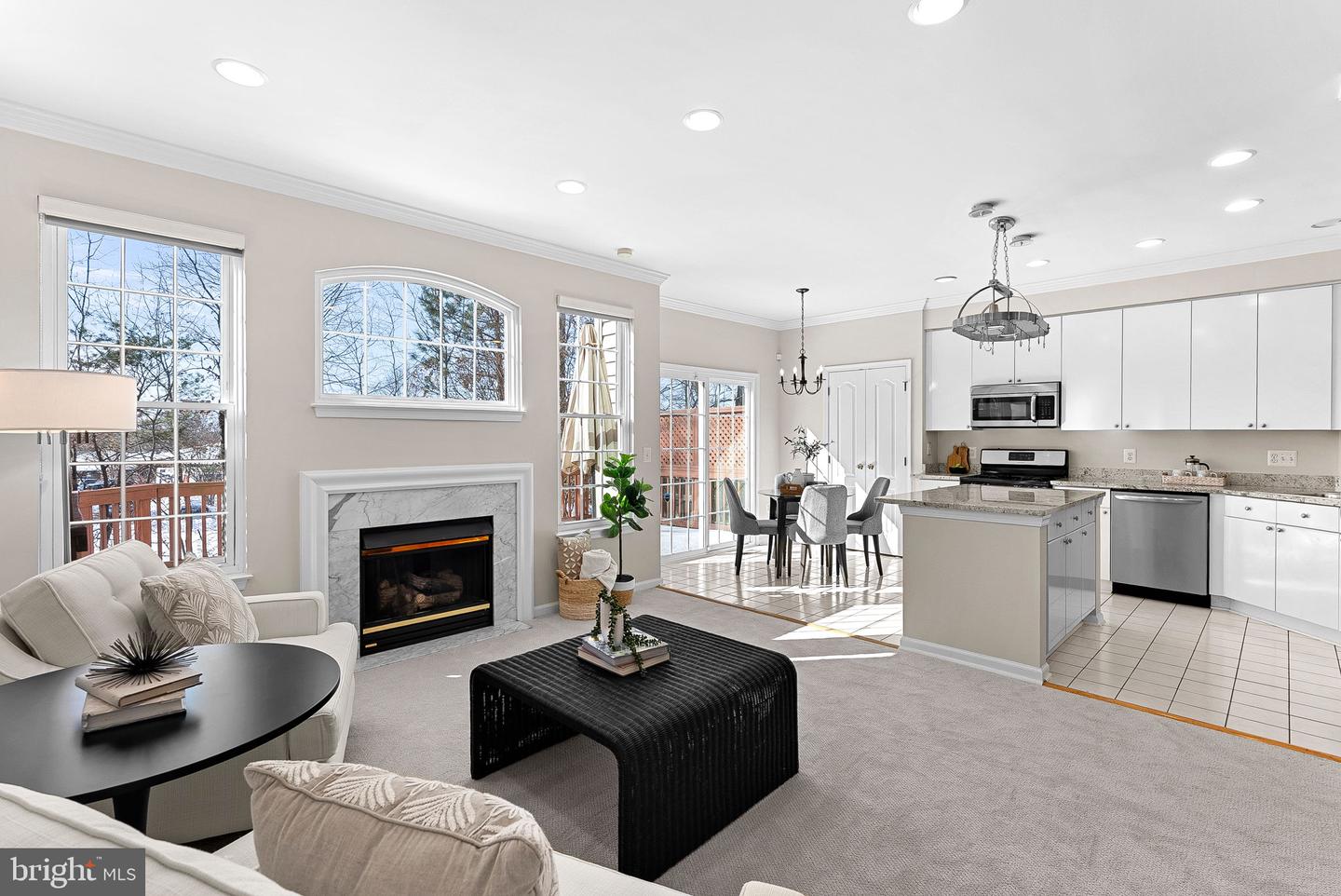 1733 STUART POINTE LN, HERNDON, Virginia 20170, 4 Bedrooms Bedrooms, ,2 BathroomsBathrooms,Residential,For sale,1733 STUART POINTE LN,VAFX2288076 MLS # VAFX2288076