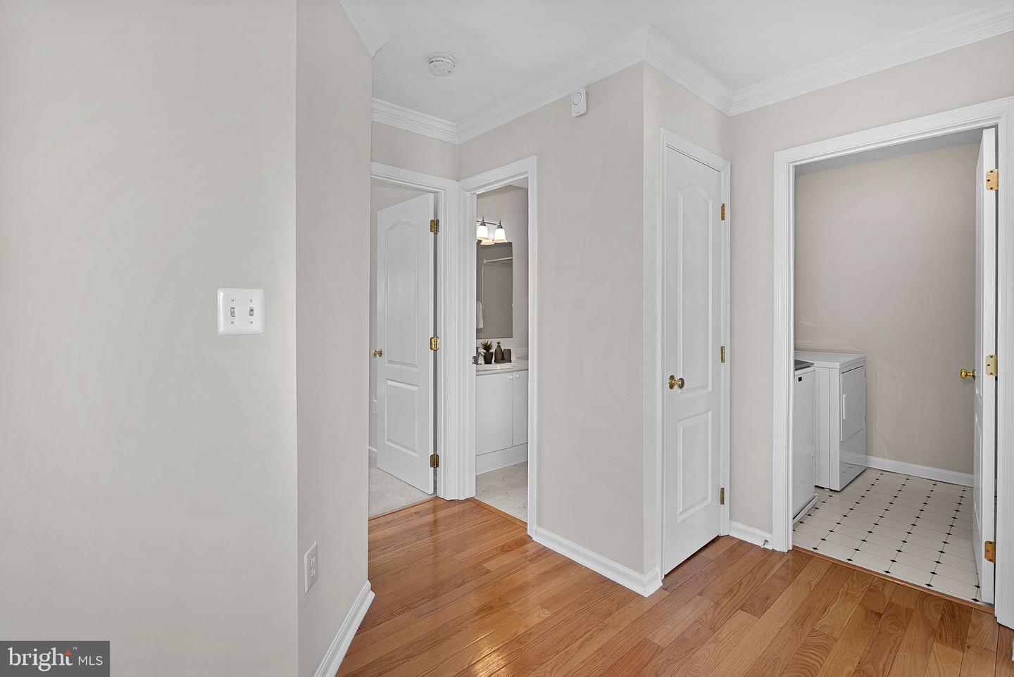 1733 STUART POINTE LN, HERNDON, Virginia 20170, 4 Bedrooms Bedrooms, ,2 BathroomsBathrooms,Residential,For sale,1733 STUART POINTE LN,VAFX2288076 MLS # VAFX2288076