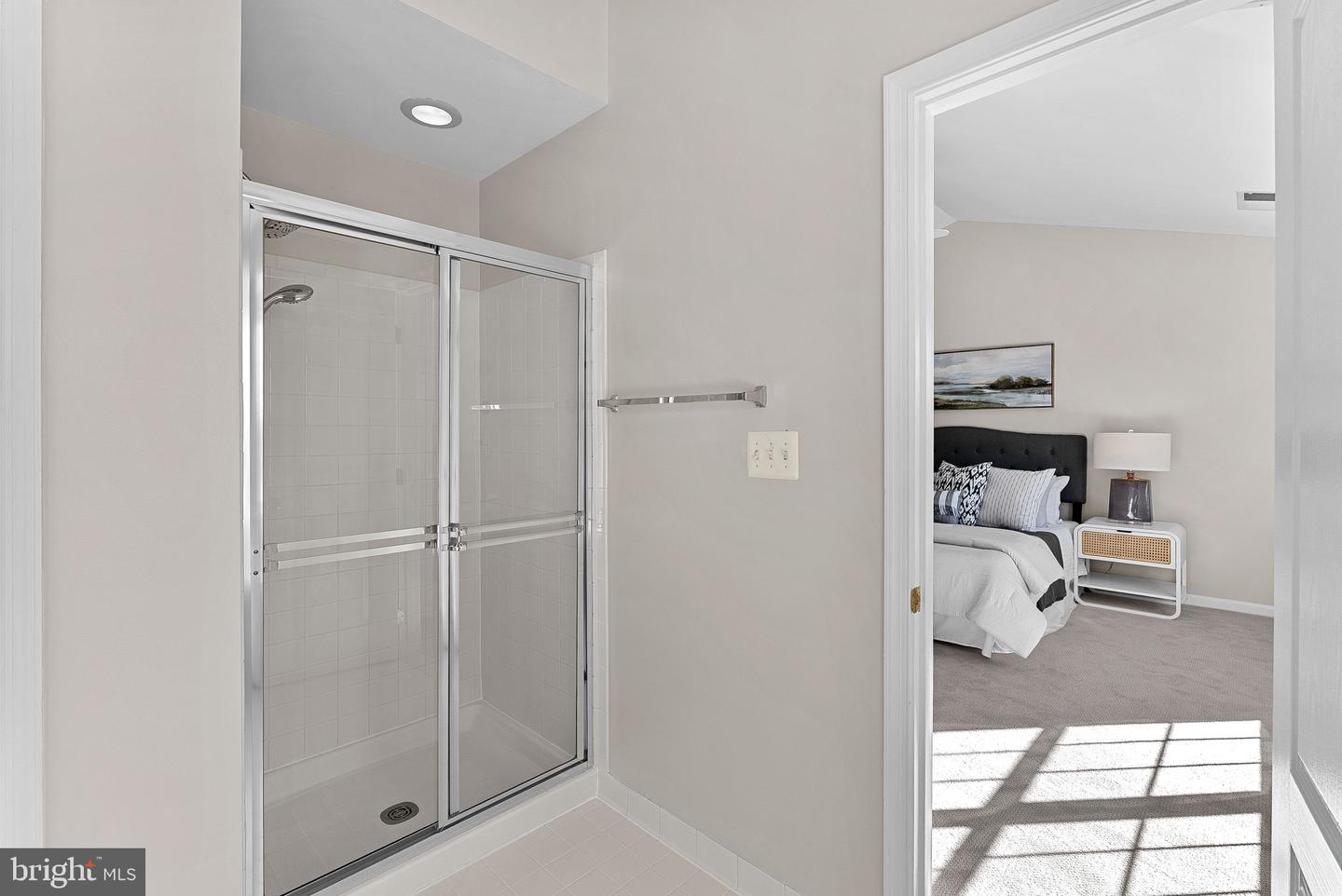 1733 STUART POINTE LN, HERNDON, Virginia 20170, 4 Bedrooms Bedrooms, ,2 BathroomsBathrooms,Residential,For sale,1733 STUART POINTE LN,VAFX2288076 MLS # VAFX2288076