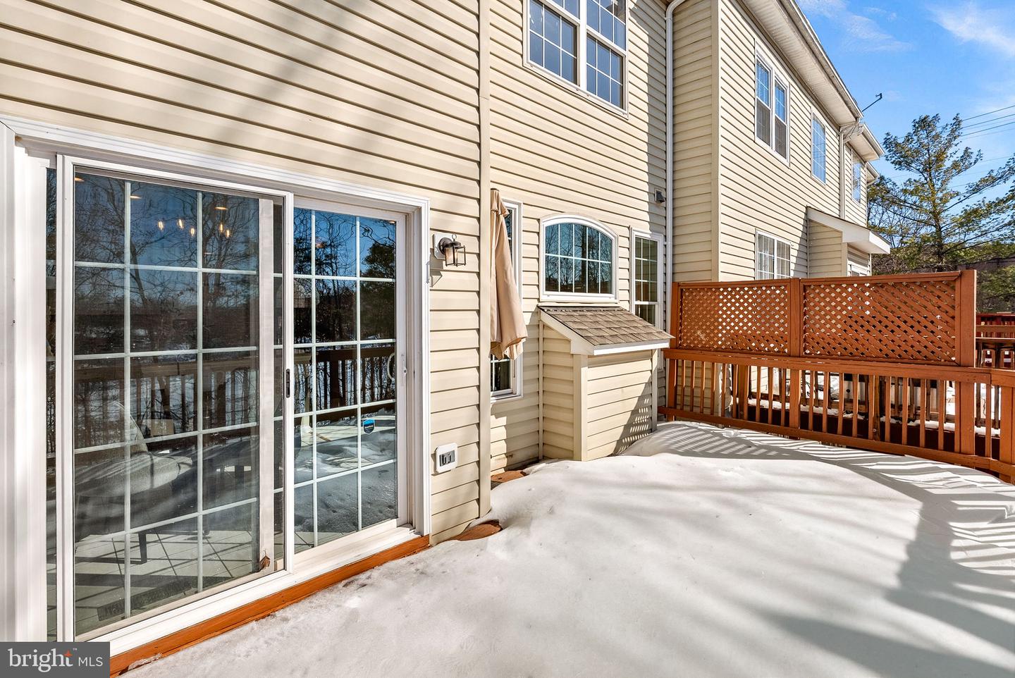 1733 STUART POINTE LN, HERNDON, Virginia 20170, 4 Bedrooms Bedrooms, ,2 BathroomsBathrooms,Residential,For sale,1733 STUART POINTE LN,VAFX2288076 MLS # VAFX2288076