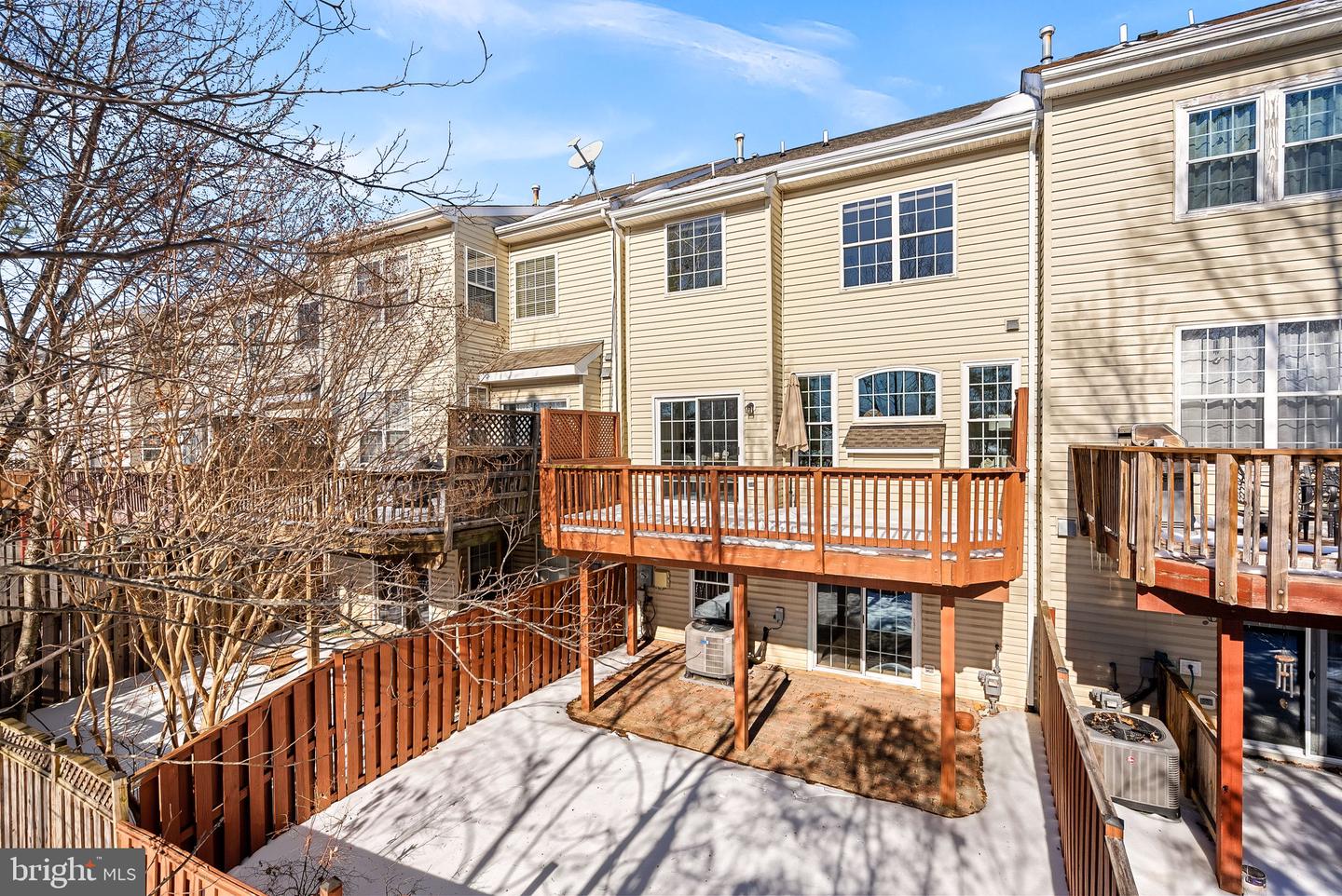 1733 STUART POINTE LN, HERNDON, Virginia 20170, 4 Bedrooms Bedrooms, ,2 BathroomsBathrooms,Residential,For sale,1733 STUART POINTE LN,VAFX2288076 MLS # VAFX2288076