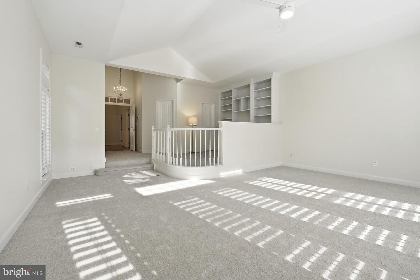 1919 LOGAN MANOR DR, RESTON, Virginia 20190, 4 Bedrooms Bedrooms, 14 Rooms Rooms,3 BathroomsBathrooms,Residential,For sale,1919 LOGAN MANOR DR,VAFX2288298 MLS # VAFX2288298