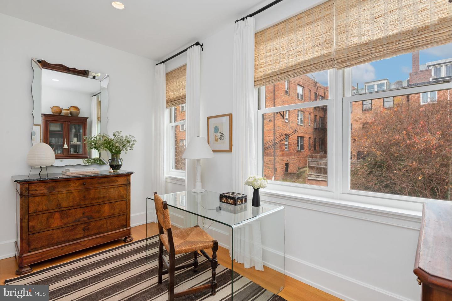 2516 Q ST NW #E201, WASHINGTON, District Of Columbia 20007, 1 Bedroom Bedrooms, 2 Rooms Rooms,1 BathroomBathrooms,Residential,For sale,2516 Q ST NW #E201,DCDC2244084 MLS # DCDC2244084