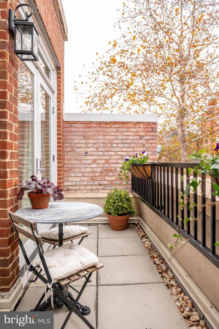 2516 Q ST NW #E201, WASHINGTON, District Of Columbia 20007, 1 Bedroom Bedrooms, 2 Rooms Rooms,1 BathroomBathrooms,Residential,For sale,2516 Q ST NW #E201,DCDC2244084 MLS # DCDC2244084