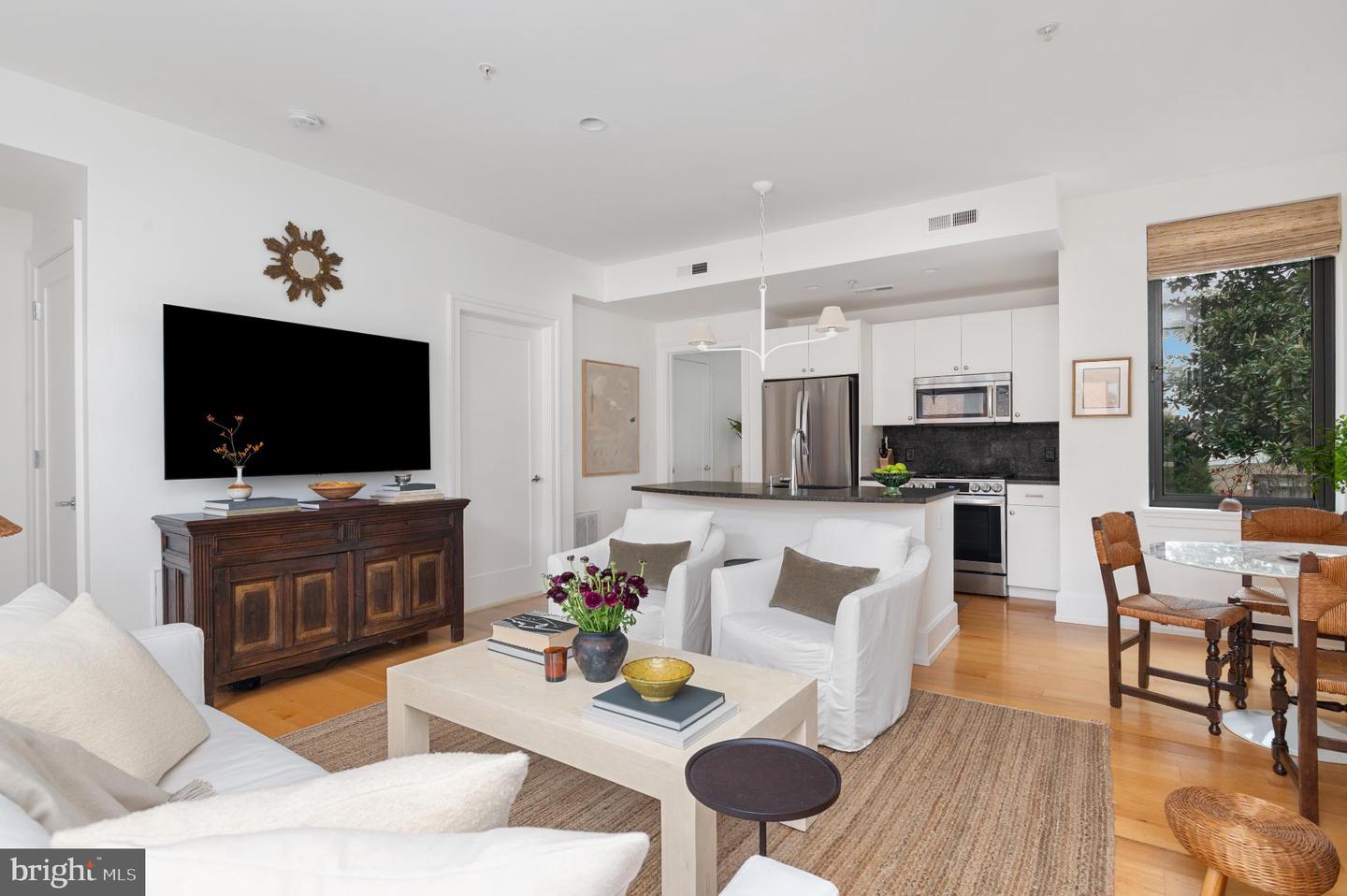 2516 Q ST NW #E201, WASHINGTON, District Of Columbia 20007, 1 Bedroom Bedrooms, 2 Rooms Rooms,1 BathroomBathrooms,Residential,For sale,2516 Q ST NW #E201,DCDC2244084 MLS # DCDC2244084