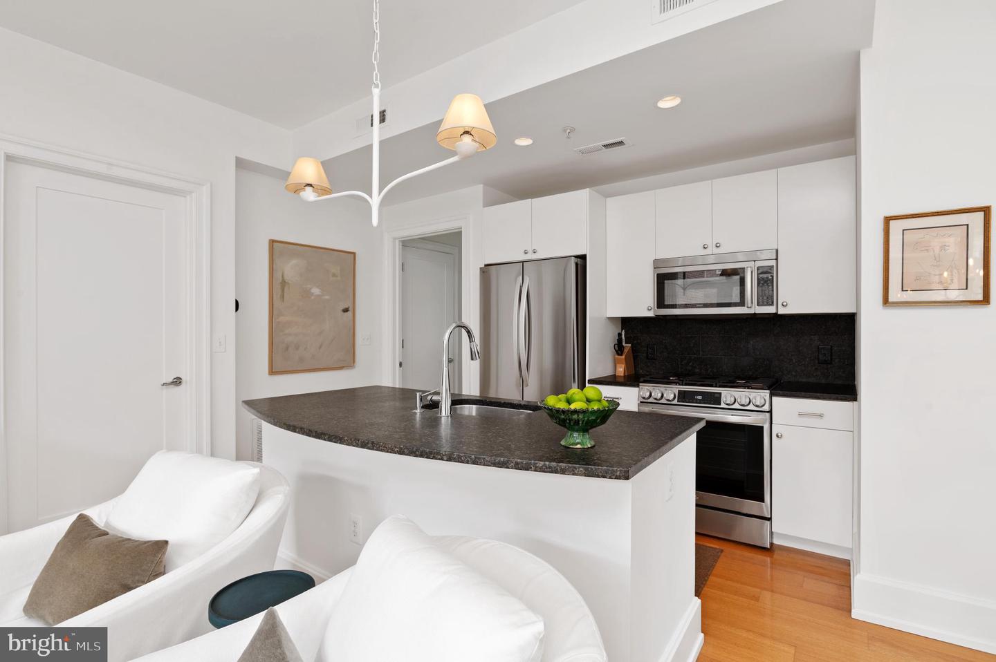 2516 Q ST NW #E201, WASHINGTON, District Of Columbia 20007, 1 Bedroom Bedrooms, 2 Rooms Rooms,1 BathroomBathrooms,Residential,For sale,2516 Q ST NW #E201,DCDC2244084 MLS # DCDC2244084