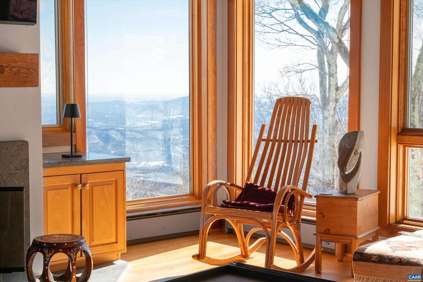 353 CRAWFORDS EDGE, WINTERGREEN RESORT, Virginia 22967, 4 Bedrooms Bedrooms, ,3 BathroomsBathrooms,Residential,For sale,353 CRAWFORDS EDGE,672948 MLS # 672948