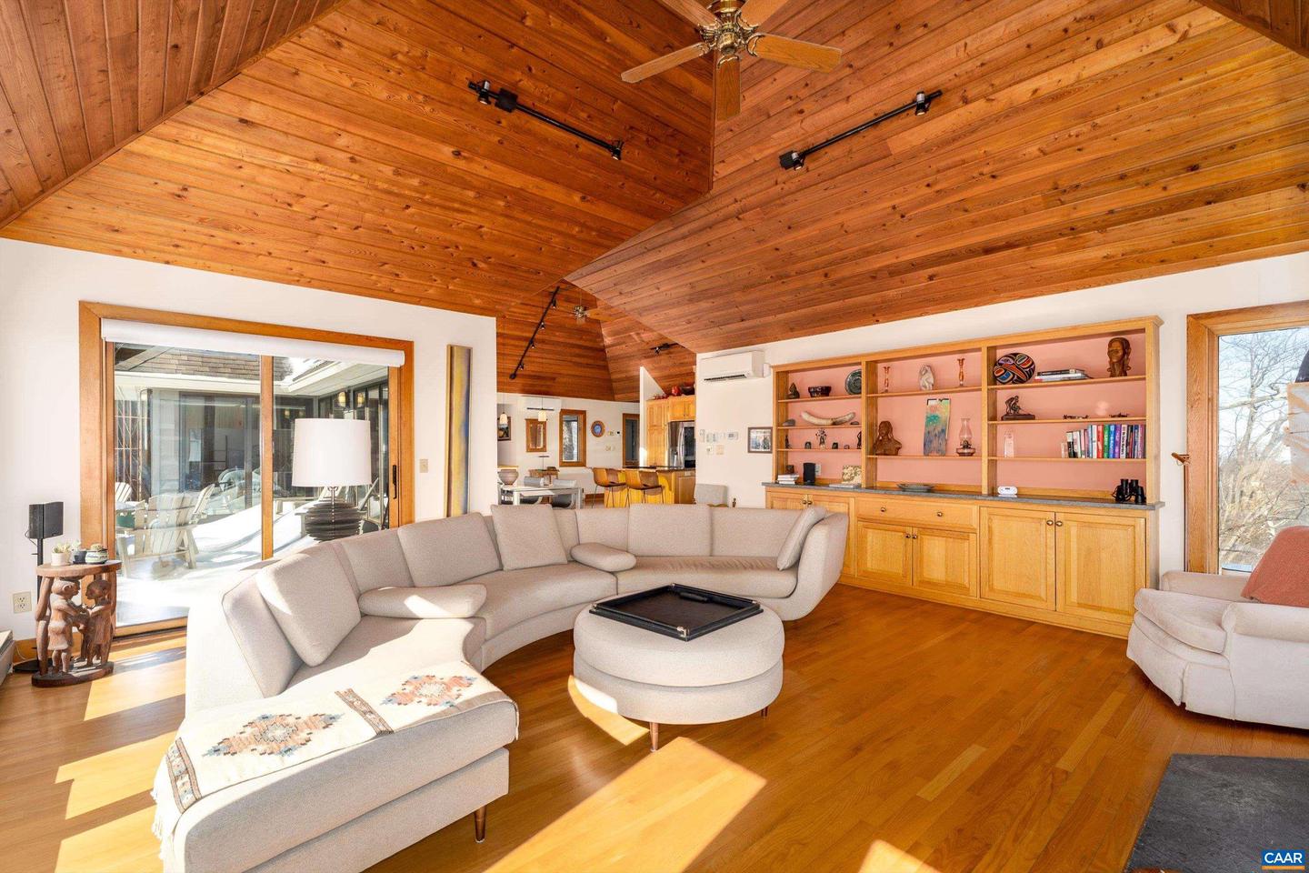 353 CRAWFORDS EDGE, WINTERGREEN RESORT, Virginia 22967, 4 Bedrooms Bedrooms, ,3 BathroomsBathrooms,Residential,For sale,353 CRAWFORDS EDGE,672948 MLS # 672948