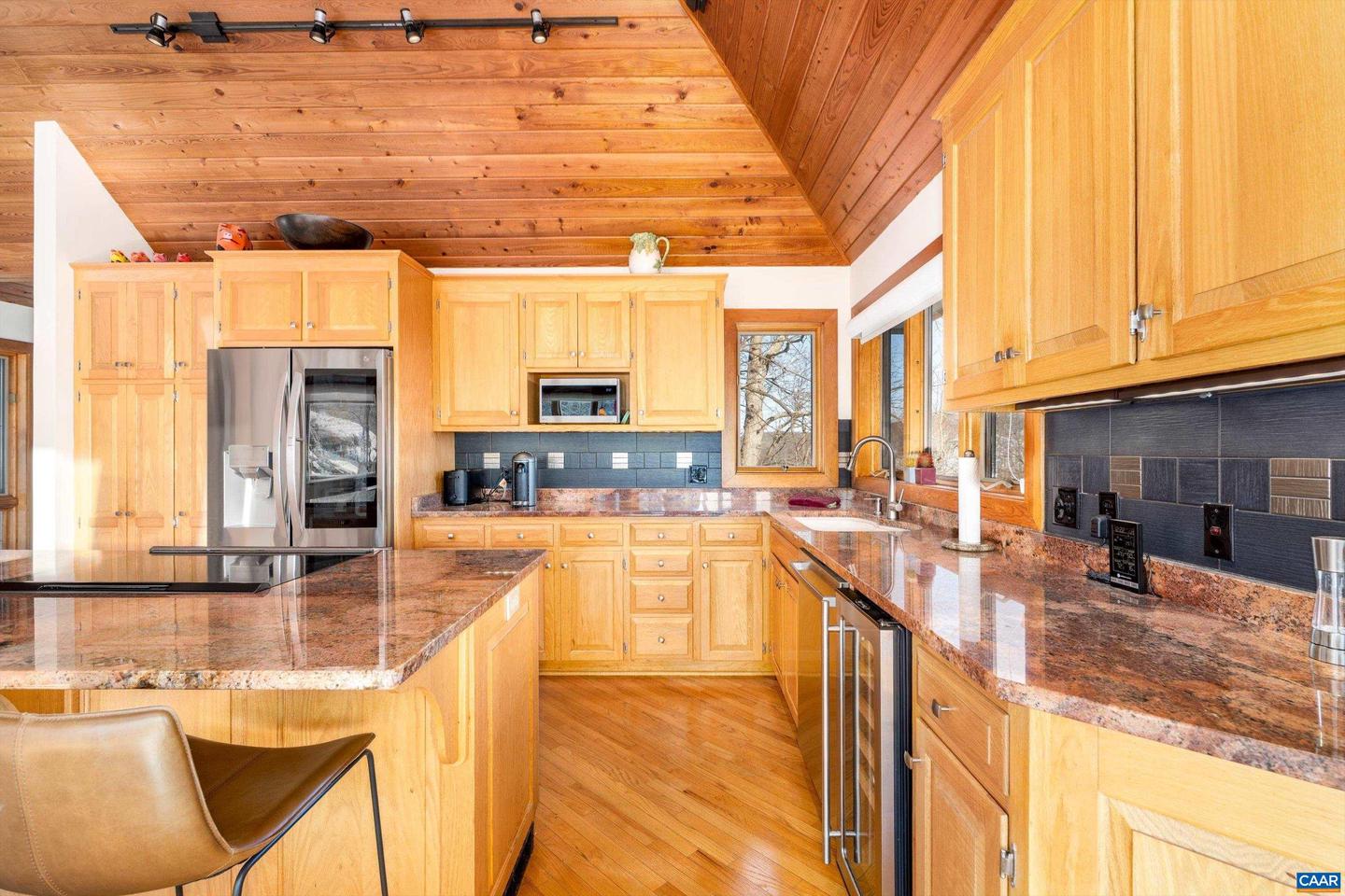 353 CRAWFORDS EDGE, WINTERGREEN RESORT, Virginia 22967, 4 Bedrooms Bedrooms, ,3 BathroomsBathrooms,Residential,For sale,353 CRAWFORDS EDGE,672948 MLS # 672948