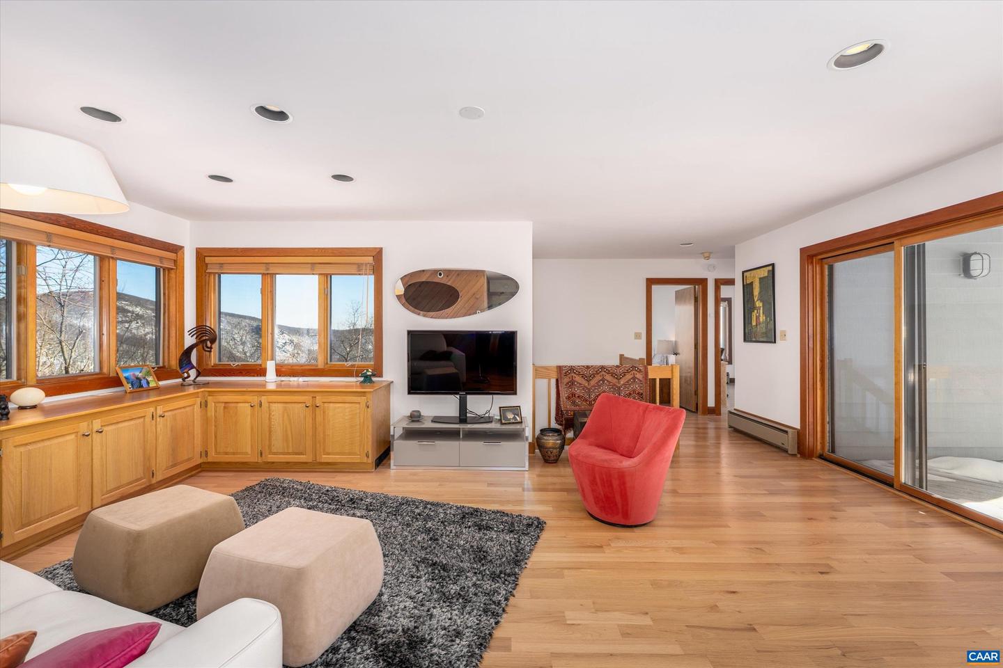 353 CRAWFORDS EDGE, WINTERGREEN RESORT, Virginia 22967, 4 Bedrooms Bedrooms, ,3 BathroomsBathrooms,Residential,For sale,353 CRAWFORDS EDGE,672948 MLS # 672948