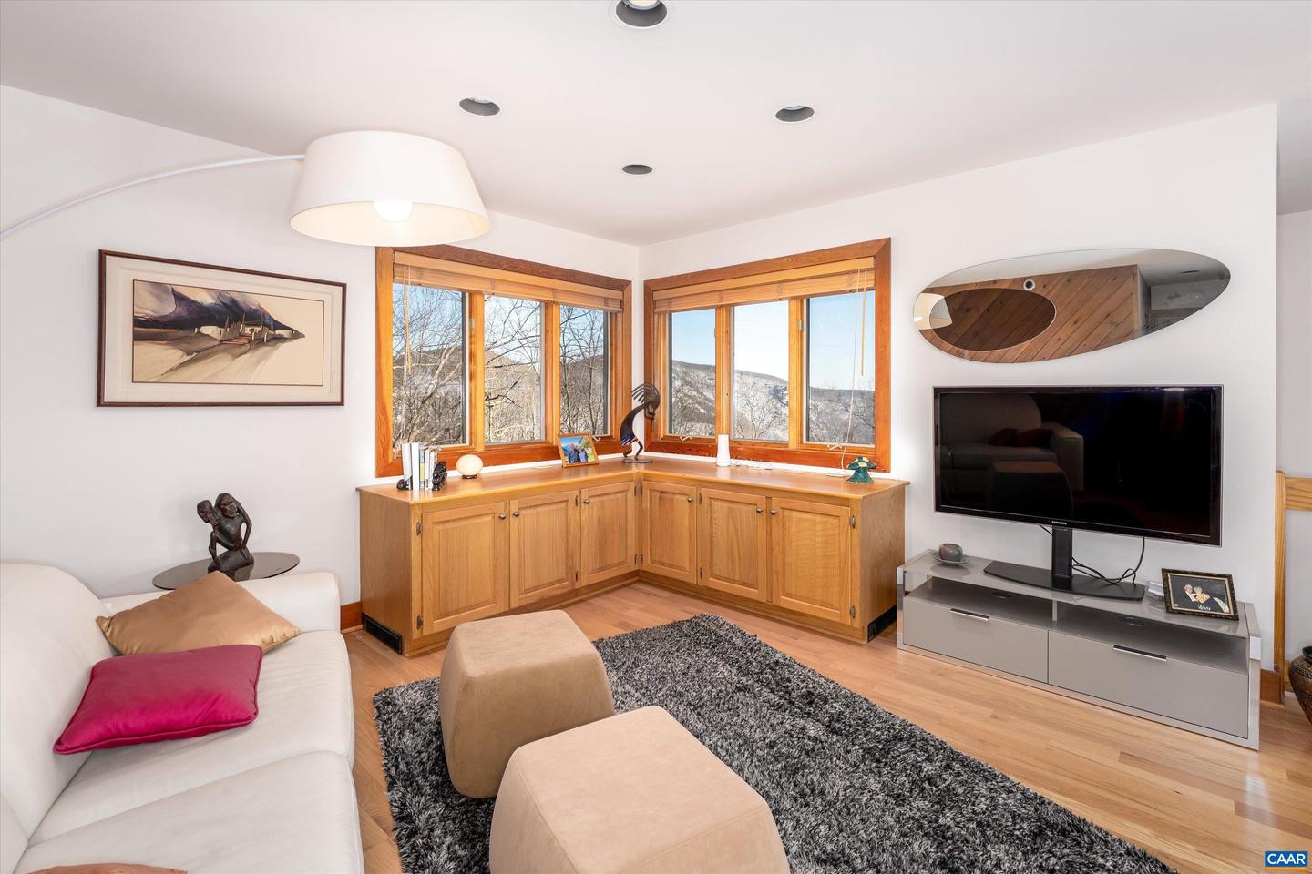 353 CRAWFORDS EDGE, WINTERGREEN RESORT, Virginia 22967, 4 Bedrooms Bedrooms, ,3 BathroomsBathrooms,Residential,For sale,353 CRAWFORDS EDGE,672948 MLS # 672948