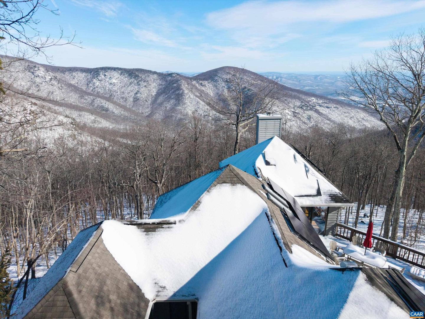 353 CRAWFORDS EDGE, WINTERGREEN RESORT, Virginia 22967, 4 Bedrooms Bedrooms, ,3 BathroomsBathrooms,Residential,For sale,353 CRAWFORDS EDGE,672948 MLS # 672948