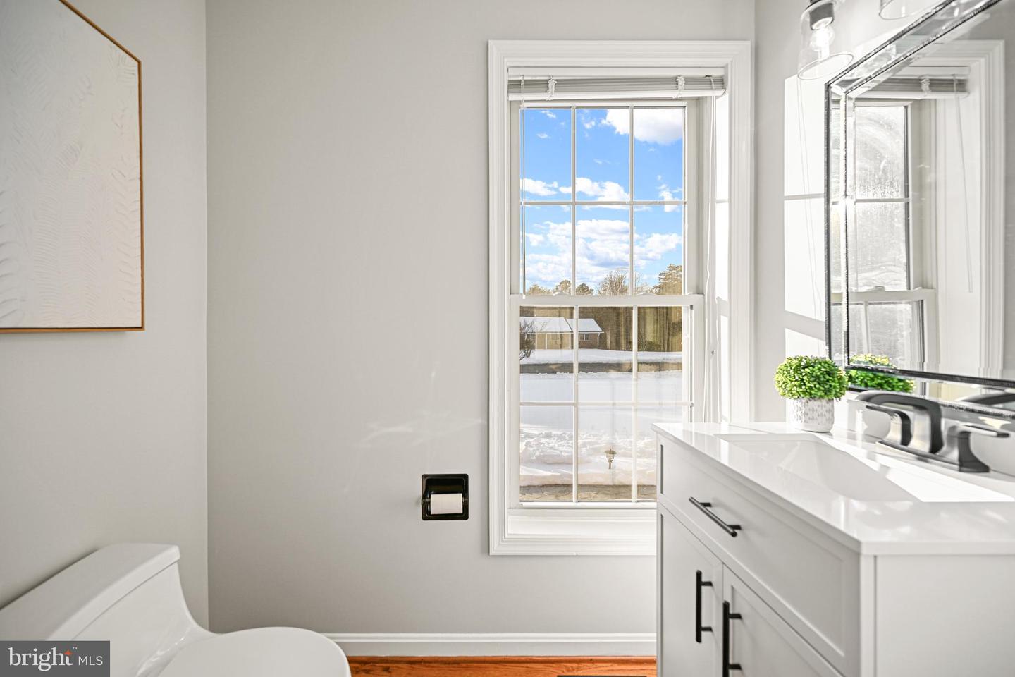 10449 PINEVIEW RD, MANASSAS, Virginia 20111, 4 Bedrooms Bedrooms, ,2 BathroomsBathrooms,Residential,For sale,10449 PINEVIEW RD,VAPW2111578 MLS # VAPW2111578