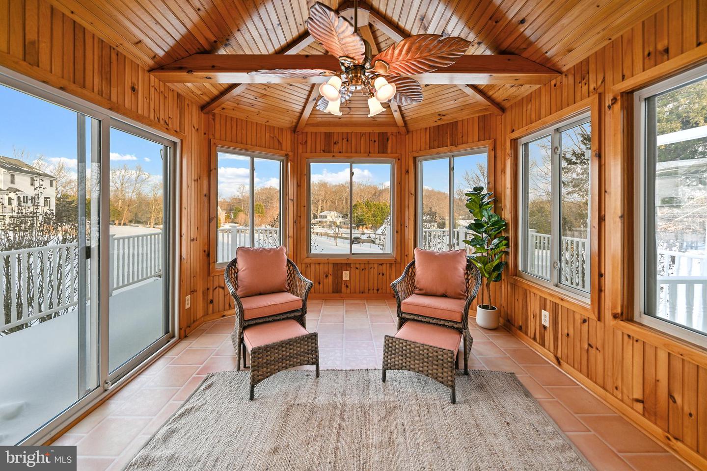 10449 PINEVIEW RD, MANASSAS, Virginia 20111, 4 Bedrooms Bedrooms, ,2 BathroomsBathrooms,Residential,For sale,10449 PINEVIEW RD,VAPW2111578 MLS # VAPW2111578