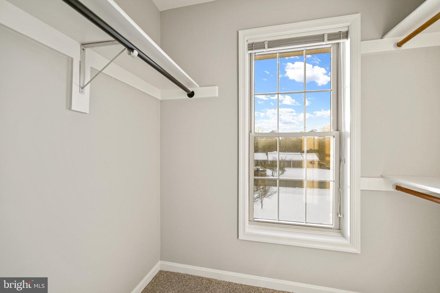 10449 PINEVIEW RD, MANASSAS, Virginia 20111, 4 Bedrooms Bedrooms, ,2 BathroomsBathrooms,Residential,For sale,10449 PINEVIEW RD,VAPW2111578 MLS # VAPW2111578