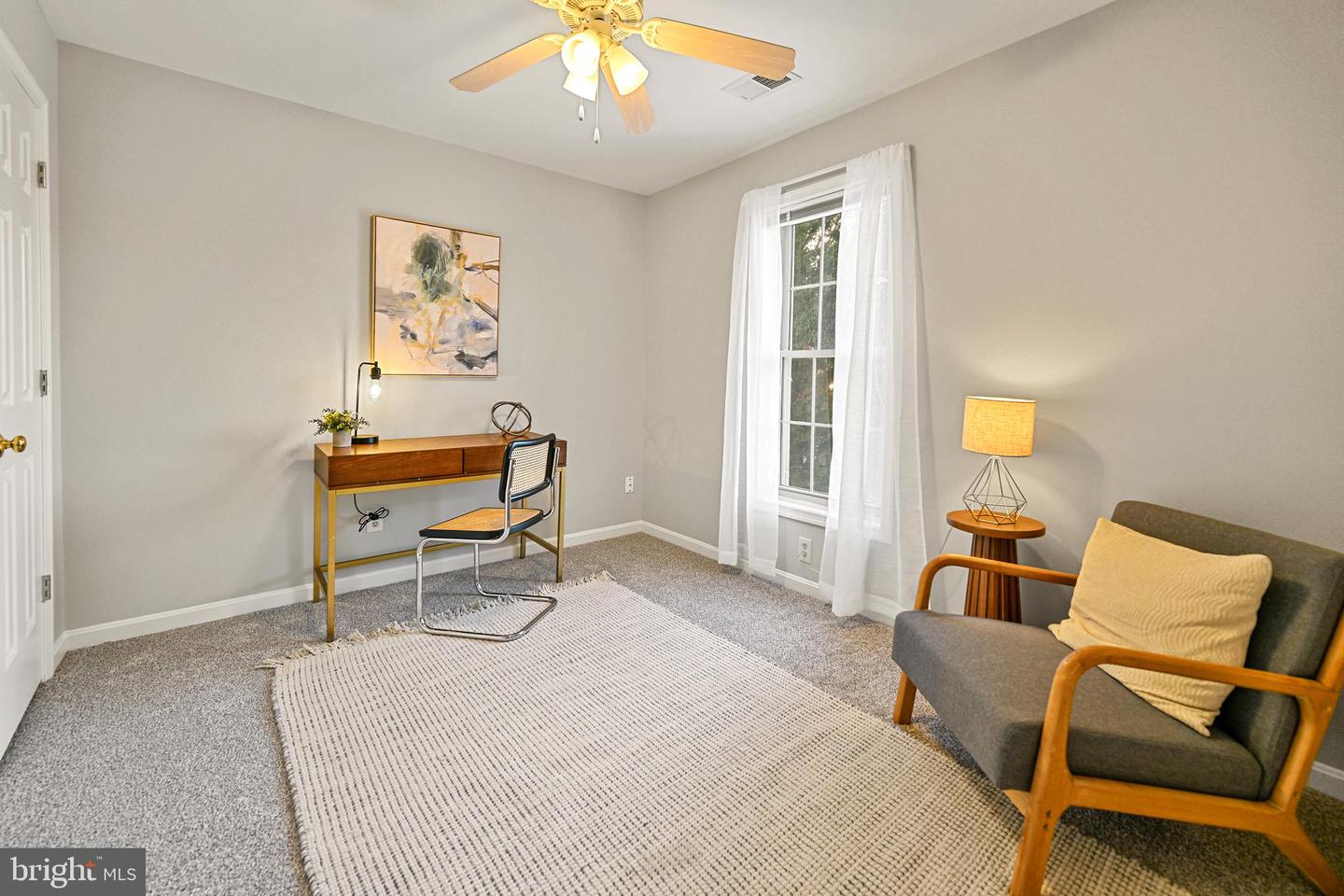 10449 PINEVIEW RD, MANASSAS, Virginia 20111, 4 Bedrooms Bedrooms, ,2 BathroomsBathrooms,Residential,For sale,10449 PINEVIEW RD,VAPW2111578 MLS # VAPW2111578