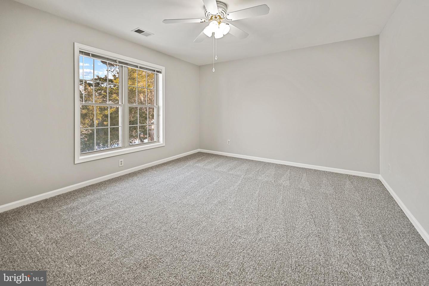 10449 PINEVIEW RD, MANASSAS, Virginia 20111, 4 Bedrooms Bedrooms, ,2 BathroomsBathrooms,Residential,For sale,10449 PINEVIEW RD,VAPW2111578 MLS # VAPW2111578