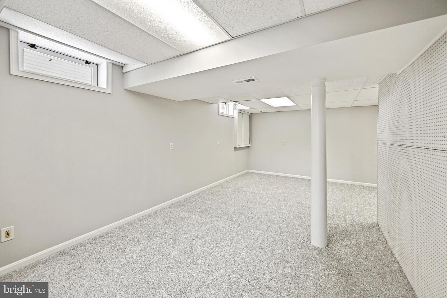 10449 PINEVIEW RD, MANASSAS, Virginia 20111, 4 Bedrooms Bedrooms, ,2 BathroomsBathrooms,Residential,For sale,10449 PINEVIEW RD,VAPW2111578 MLS # VAPW2111578